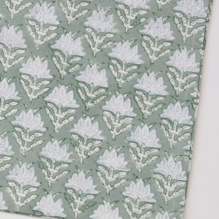 Rozablue Handbedrukte Keukendoek – Groene Lotusbloem – 100% Katoen